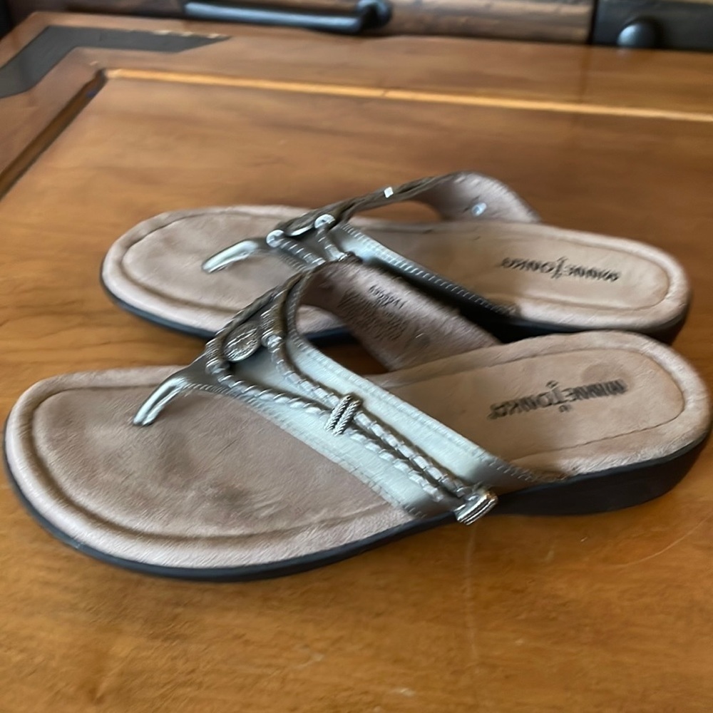 MINNETONKA Sandals Size 9 - Picture 3 of 11
